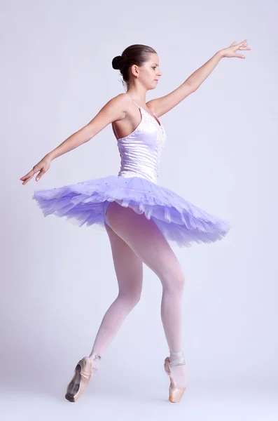 Bailarina de estilo moderno —  Fotos de Stock