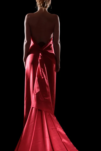 赤いドレスの魅力的なブロンドの女の子 — ストック写真