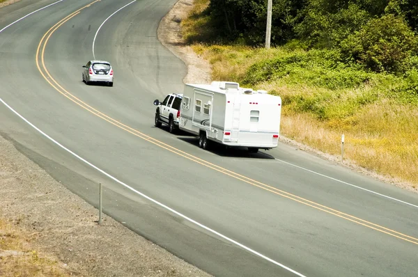 Recreational vehicles on the highway — Stock Photo, Image