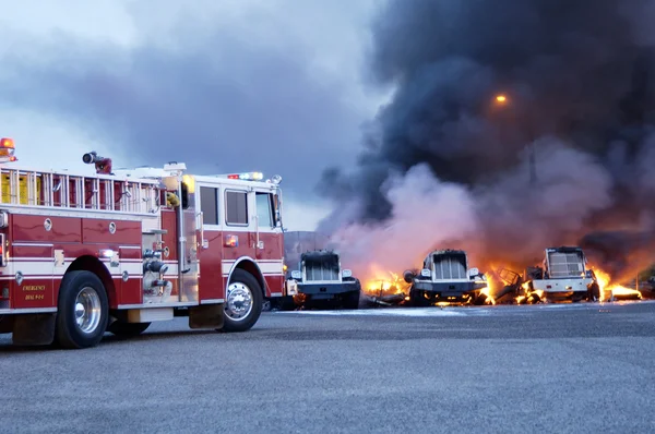 Пожар грузовика 3 — стоковое фото
