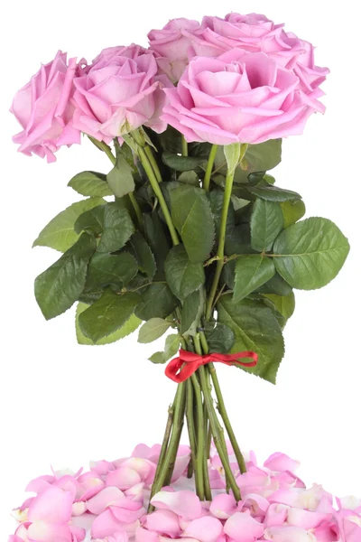 Bouquet di rose su bianco — Foto Stock