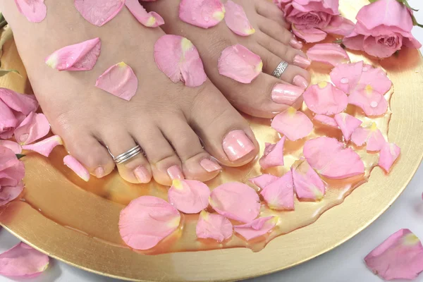 Beautiful woman feet — Stock Photo, Image