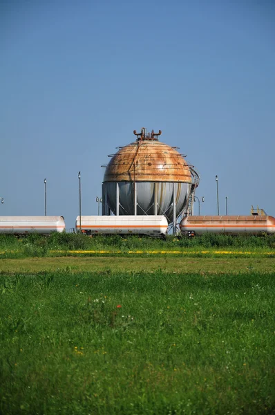 Oil reservoir — Stock Photo, Image