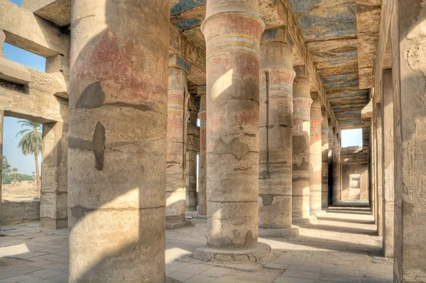 Pequeño templo en Karnak — Foto de Stock