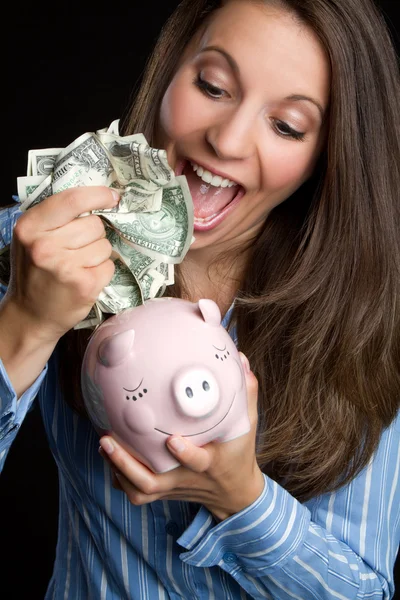 Kvinna spara pengar — Stockfoto