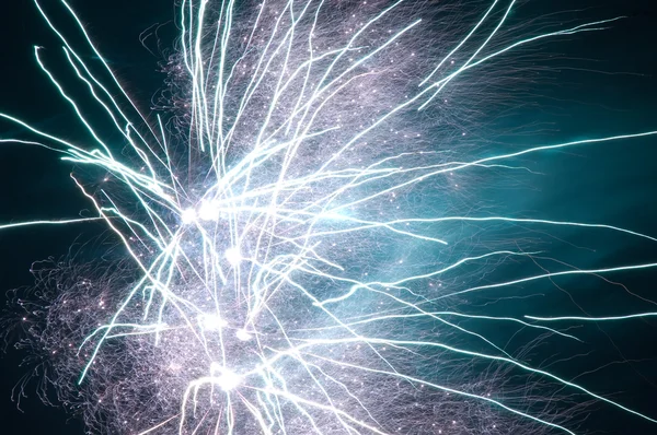 Lunga esposizione di fuochi d'artificio multipli — Foto Stock