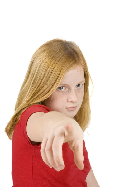 Sad söker rödhårig flicka pekar på dig — Stockfoto