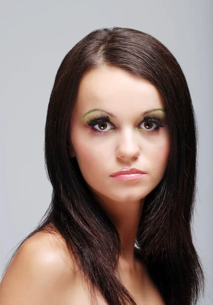 Headshot beautiful european brunette wom — Stock Photo, Image