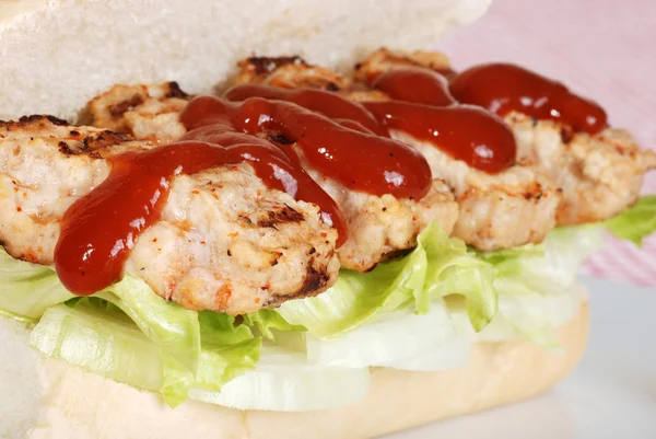Closeup barbecue varkensvlees riblet met saus — Stockfoto
