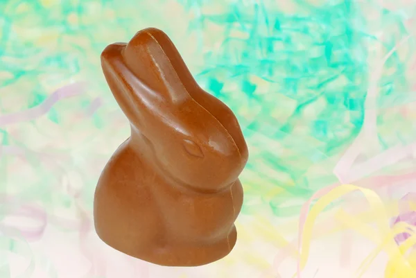 Conejo de Pascua con fondo colorido —  Fotos de Stock