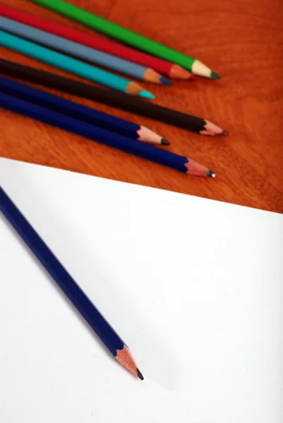 Kreslení dodává zaměření na hrotu tužky — Stock fotografie