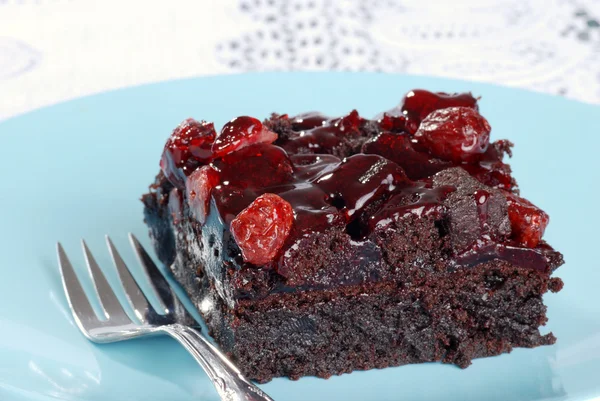 Cranberry brownie com um garfo — Fotografia de Stock
