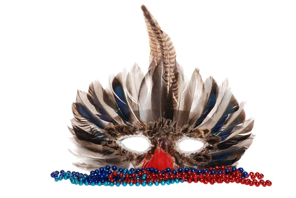 有七彩的珠子羽毛狂欢节面具 — 图库照片