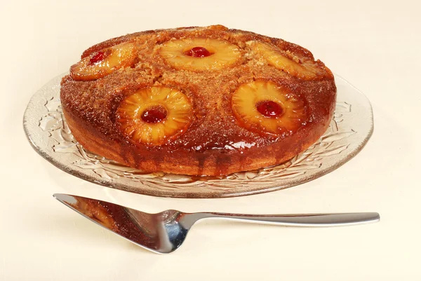 Pineapple upside down cake with cherries — Stock Photo, Image