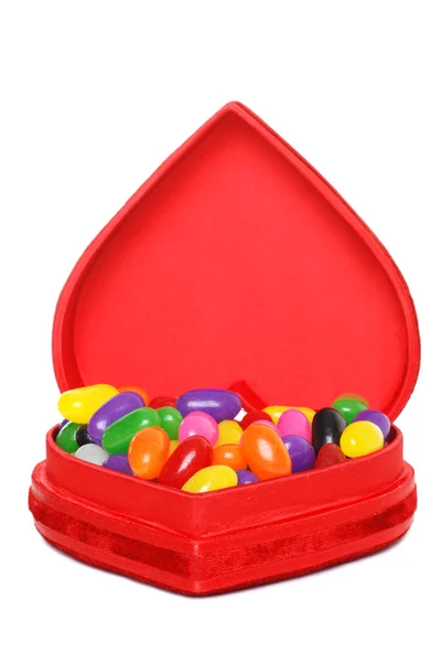 红色的心框中的糖豆 — 图库照片