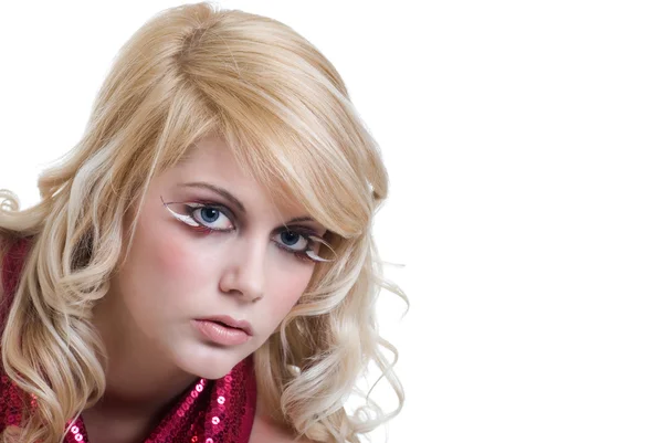 Sexig blond kvinna bär fjäder ögonfransar — Stockfoto
