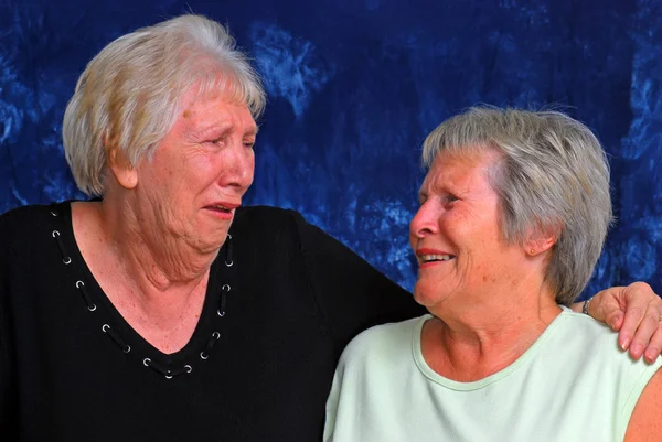 Systrar som skrattar — Stockfoto