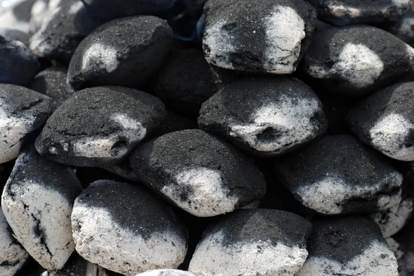 Closeup briquetes de carvão raso DOF — Fotografia de Stock