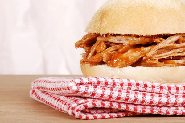 Macro puxou sanduíche de porco — Fotografia de Stock