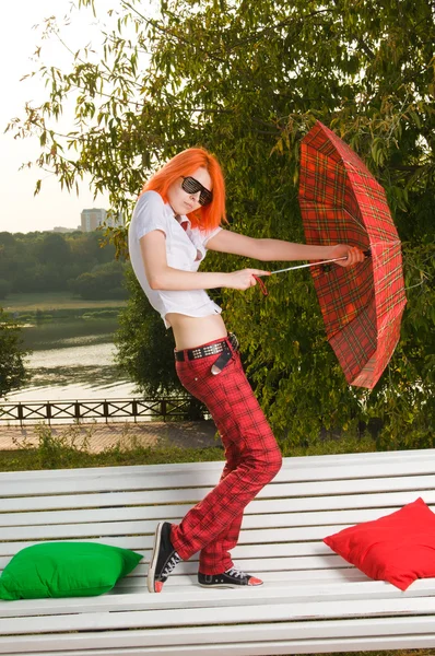 Teenage girl have fun at the summer park — Stock Photo, Image