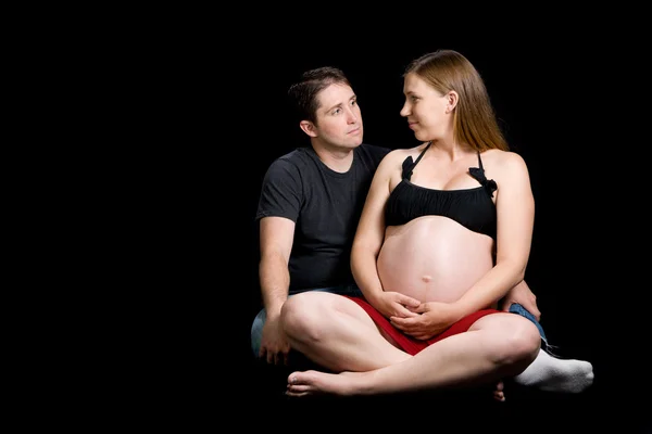 Zwangere paar — Stockfoto
