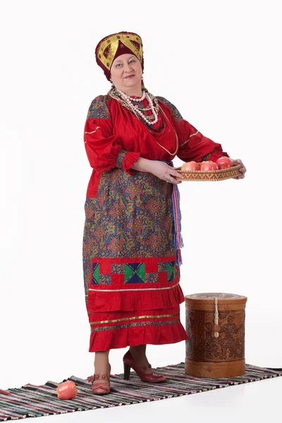 러시아 전통적인 의류에서 여자 — 스톡 사진
