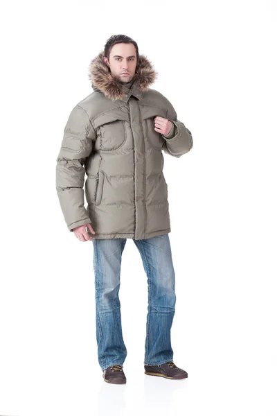 Jonge man in winterkleding — Stockfoto