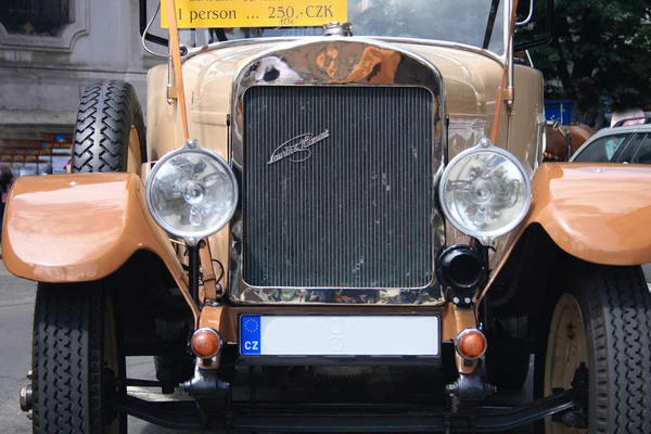 Historical car — Stock Photo, Image