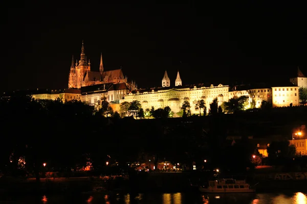 Praga à noite — Fotografia de Stock