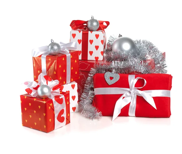 Piros karácsonyi ajándékok — Stock Fotó
