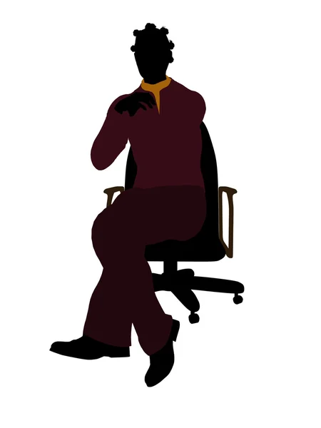 Afroamerikanska casual kvinna sitter på en stol — Stockfoto