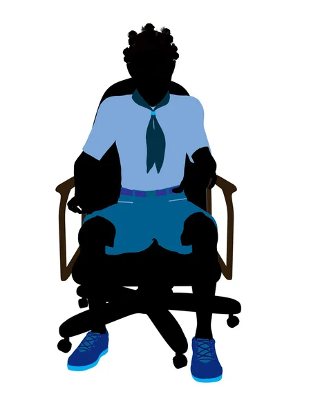 Afrikanische amerikanische Pfadfinderin sitzt in einem Stuhl — Stockfoto