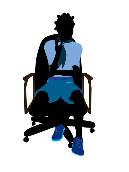 Afro-amerikai lány cserkész ül egy széken — Stock Fotó