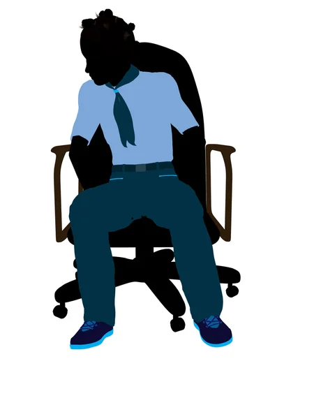 Afrikanische amerikanische Pfadfinderin sitzt in einem Stuhl — Stockfoto