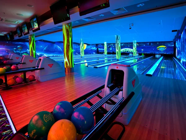 Interieur bowlingbaan Stockafbeelding