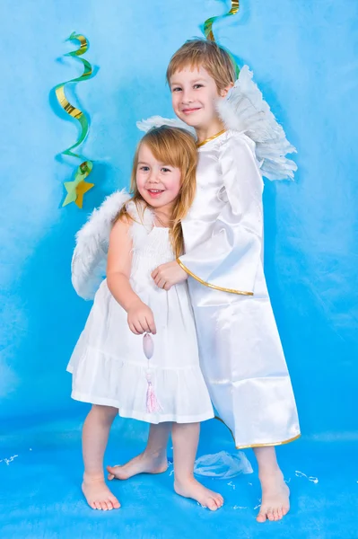 Sorrindo crianças anjo — Fotografia de Stock