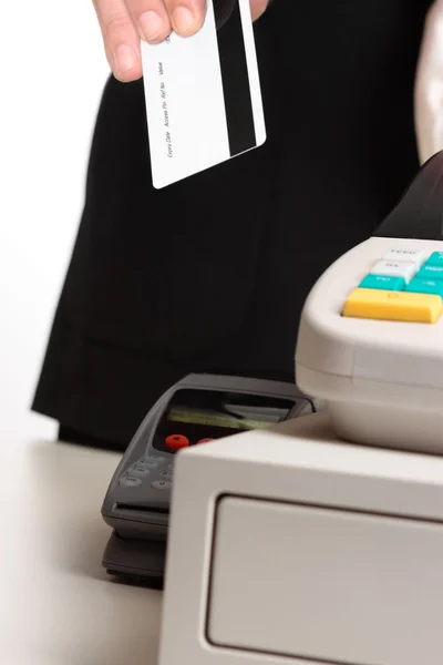 Розничная покупка кредитной дебетовой картой — стоковое фото