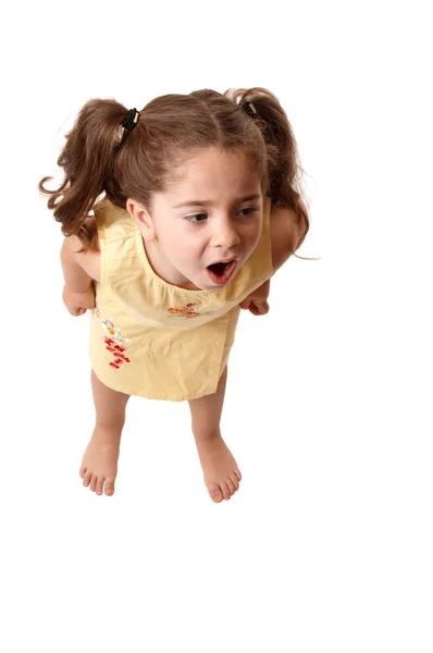 Küçük kız bağırarak veya öfke nöbeti — Stok fotoğraf