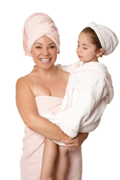 Mãe e filha cuidados com o corpo — Fotografia de Stock