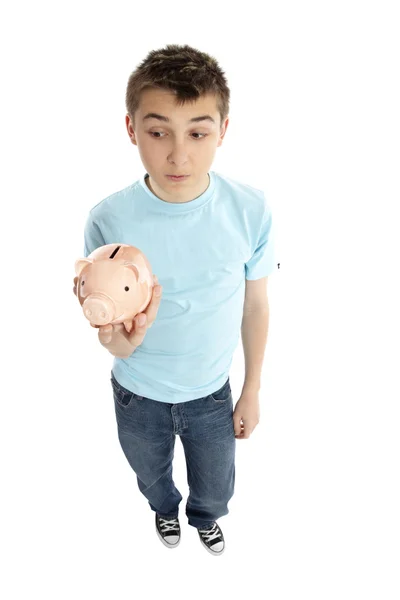 Menino segurando uma caixa de dinheiro do banco porquinho — Fotografia de Stock