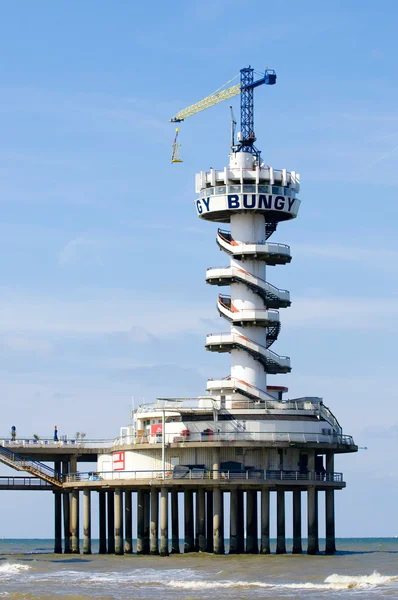 Bungee atlama Kulesi — Stok fotoğraf