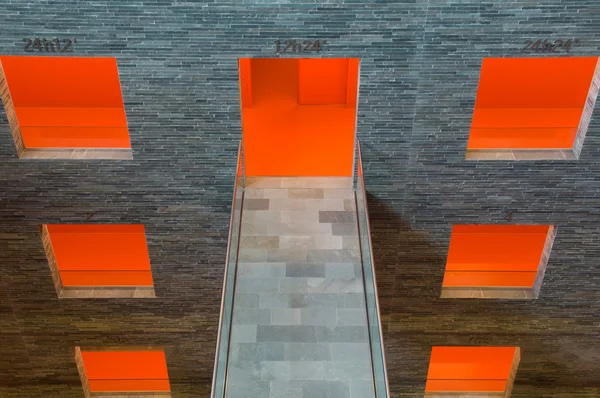 Orangefarbene Fenster — Stockfoto