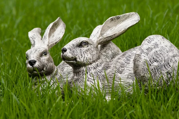 Two ceramic rabbits — Stock Photo, Image