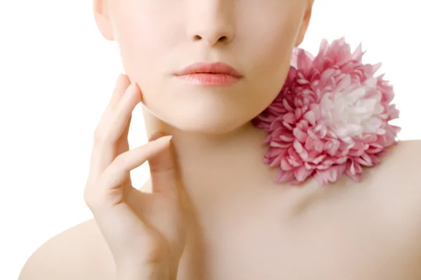 Vrouw lippen bloem close-up gesneden geïsoleerde — Stockfoto