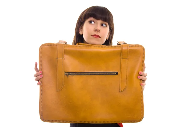 Gyönyörű barna nő elszigetelt vintage bőrönddel — Stock Fotó