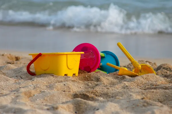 Dovolená obrázek děti plážové hračky — Stock fotografie