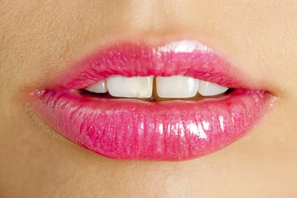 Lápiz labial rosa —  Fotos de Stock