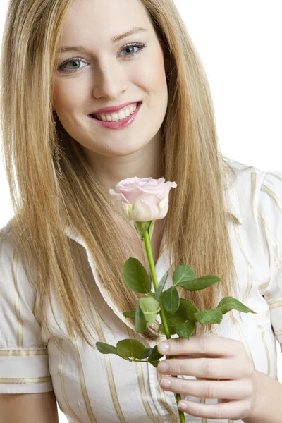 Donna con una rosa — Foto Stock
