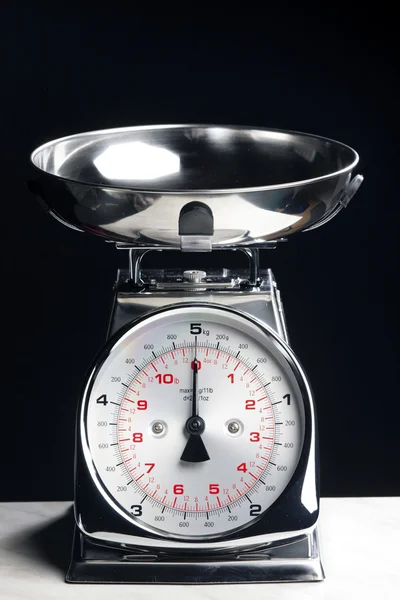 Kitchen scales — Stock Photo, Image