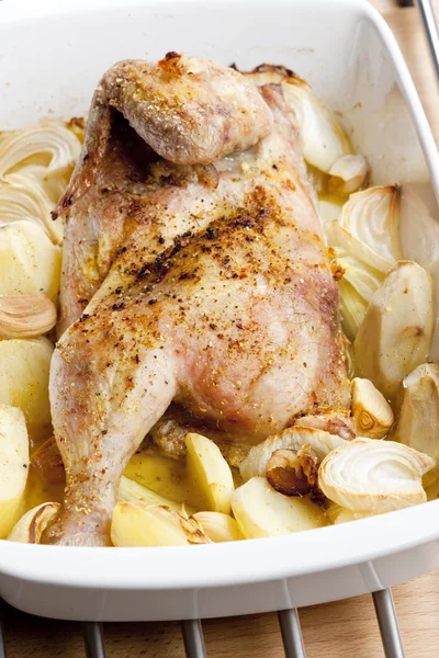 Pollo al horno —  Fotos de Stock